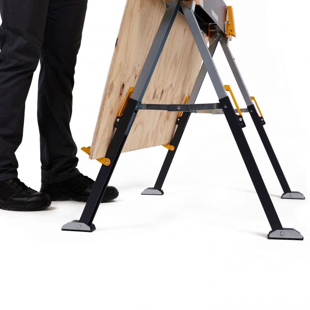 Cavalete Metálico Industrial Portátil 590Kg Toughbuilt