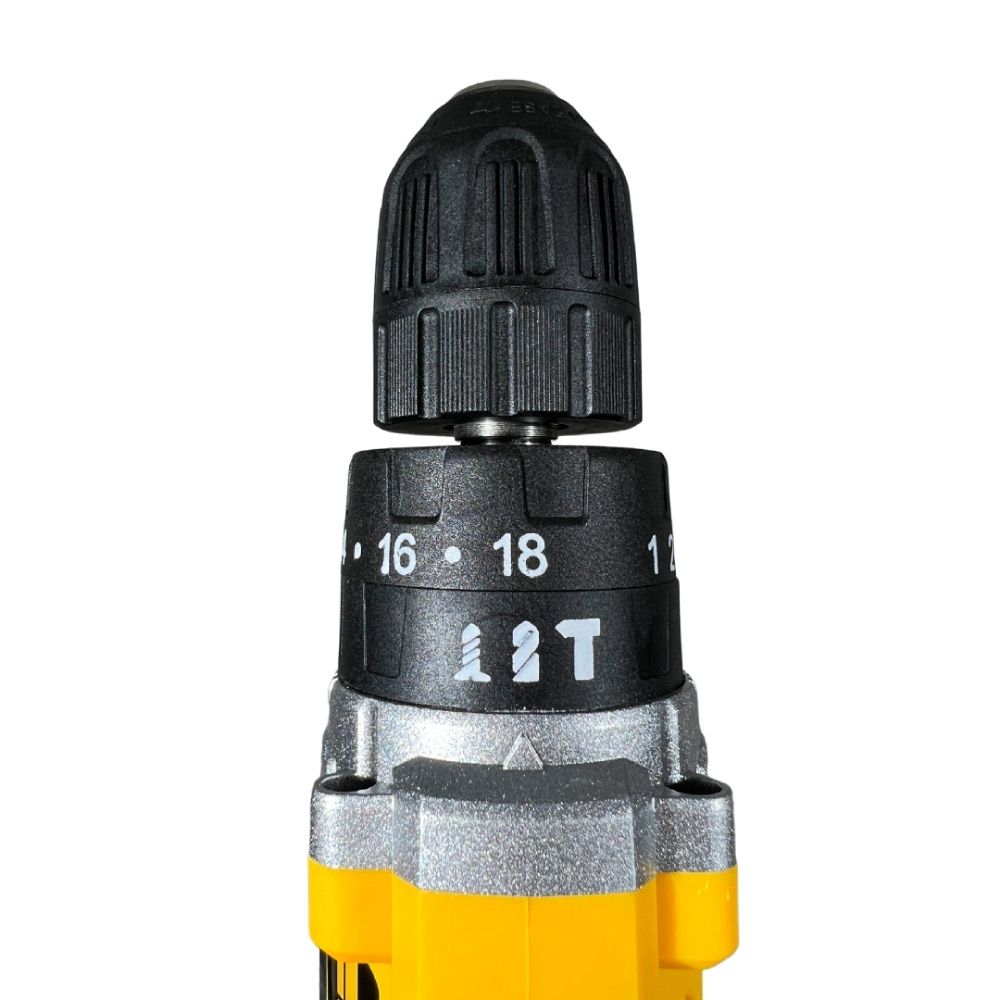 Kit Parafusadeira Bateria Carregador Maleta Acessórios 20V PFLI-20B2 Lynus Kit Parafusadeira Bateria Carregador Maleta Acessórios 20V PFLI-20B2 Lynus