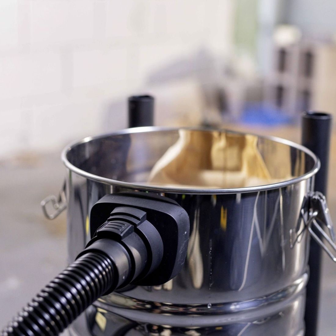 Aspirador Pó/Líquido Inox 30L 1600W 220V NT 3100 Karcher Aspirador Pó/Líquido Inox 30L 1600W 220V NT 3100 Karcher