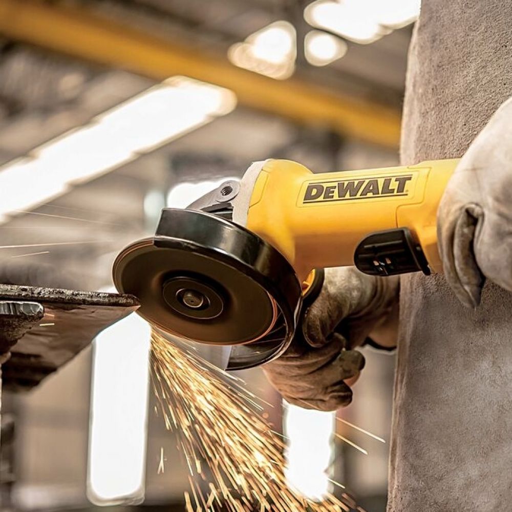 Esmerilhadeira Angular 5" 1200W 220V DWE4212-B2 DeWalt Esmerilhadeira Angular 5" 1200W 220V DWE4212-B2 DeWalt