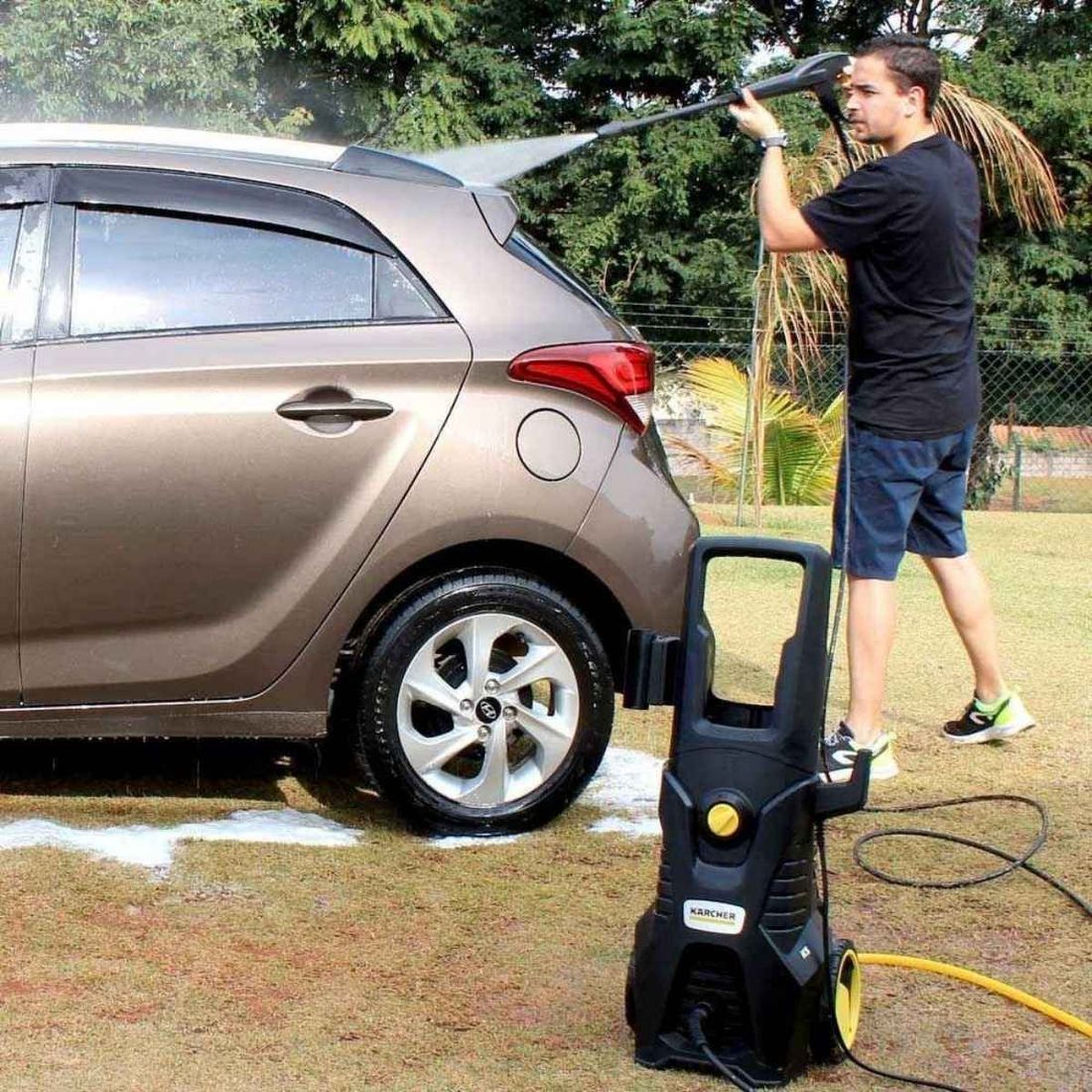 Lavadora Alta Pressão 2100PSI 1900W 220V Karcher K5 Lavadora Alta Pressão 2100PSI 1900W 220V Karcher K5
