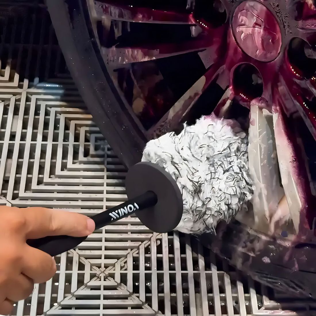 Escova Reta Para Limpeza de Rodas Média Vonixx Escova Reta Para Limpeza de Rodas Média Vonixx