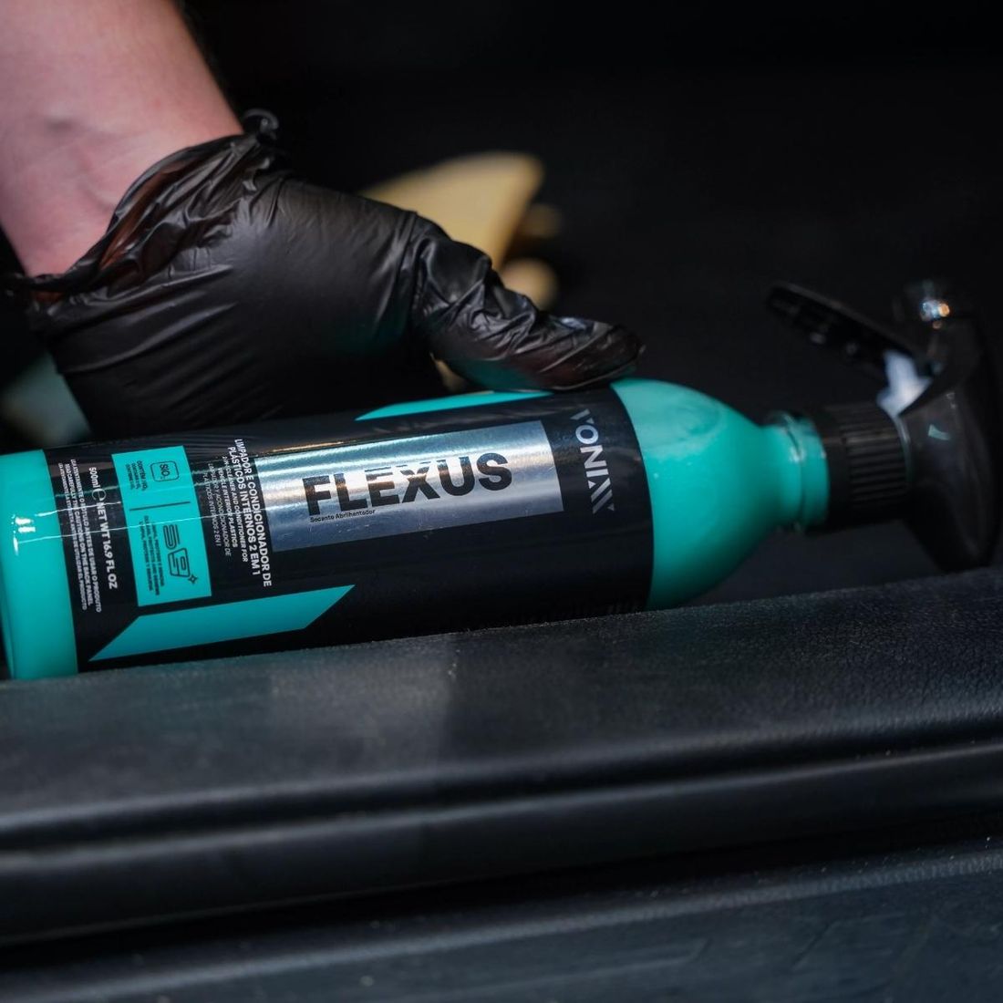 Limpador e Condicionador de Plásticos Internos Vonixx Flexus 500ml