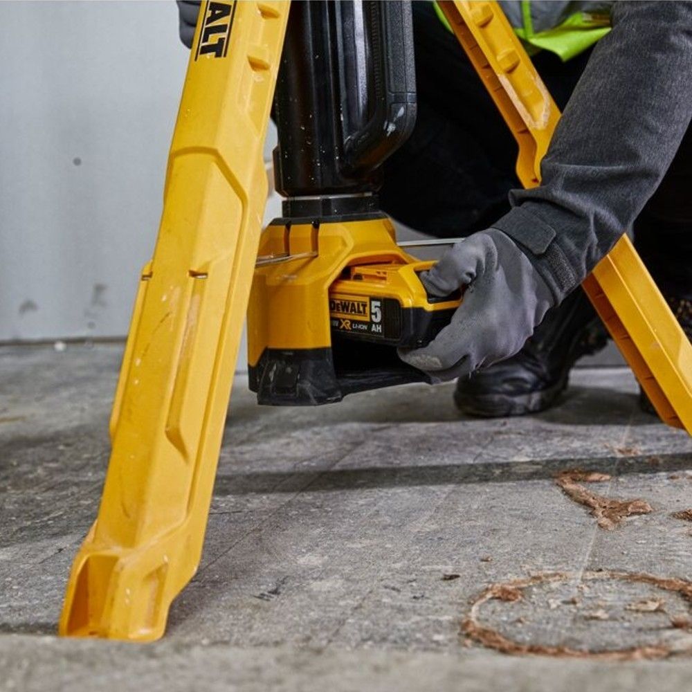 Torre Iluminação Profissional DCL079B DeWalt Sem Bateria
