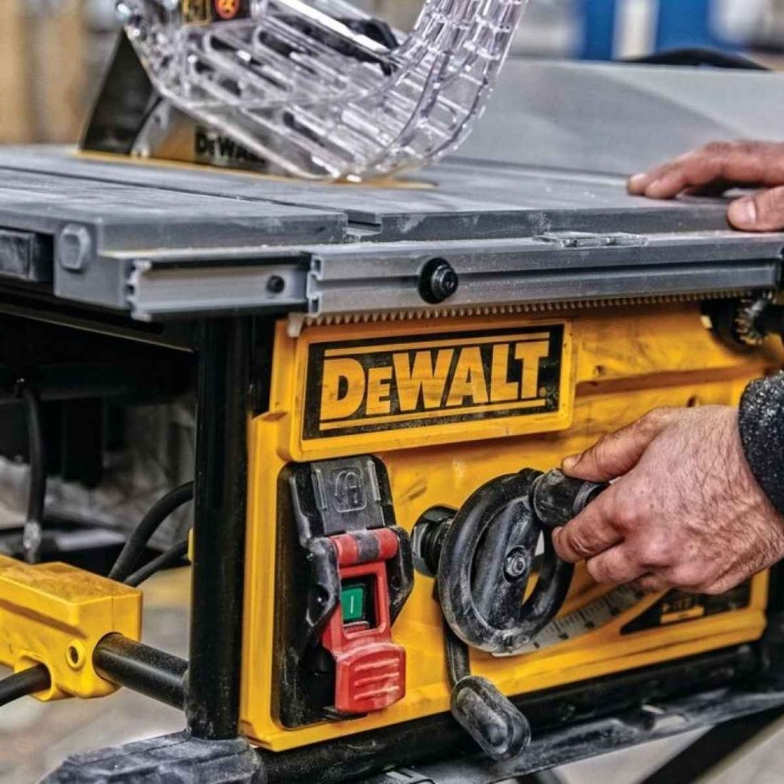 Serra Circular de Bancada 10" 2000W 220V DWE7492-B2 DeWalt Serra Circular de Bancada 10" 2000W 220V DWE7492-B2 DeWalt
