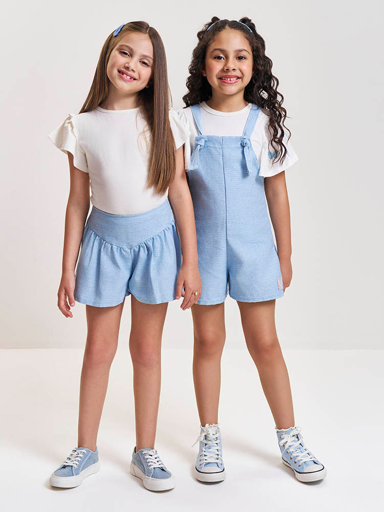 Conjunto Infantil com Blusa em Cotton e Shorts em Sarja Glow – Look Menina Verão com Strass NATURAL/AZ PORCELANA