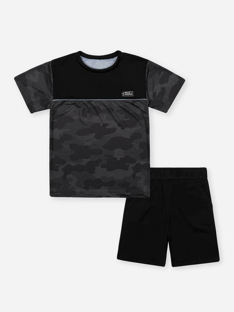 Conjunto Infantil Menino Sportswear Preto com Camiseta Camuflada e Bermuda em Malha Dry Conjunto Infantil Menino Sportswear Preto com Camiseta Camuflada e Bermuda em Malha Dry