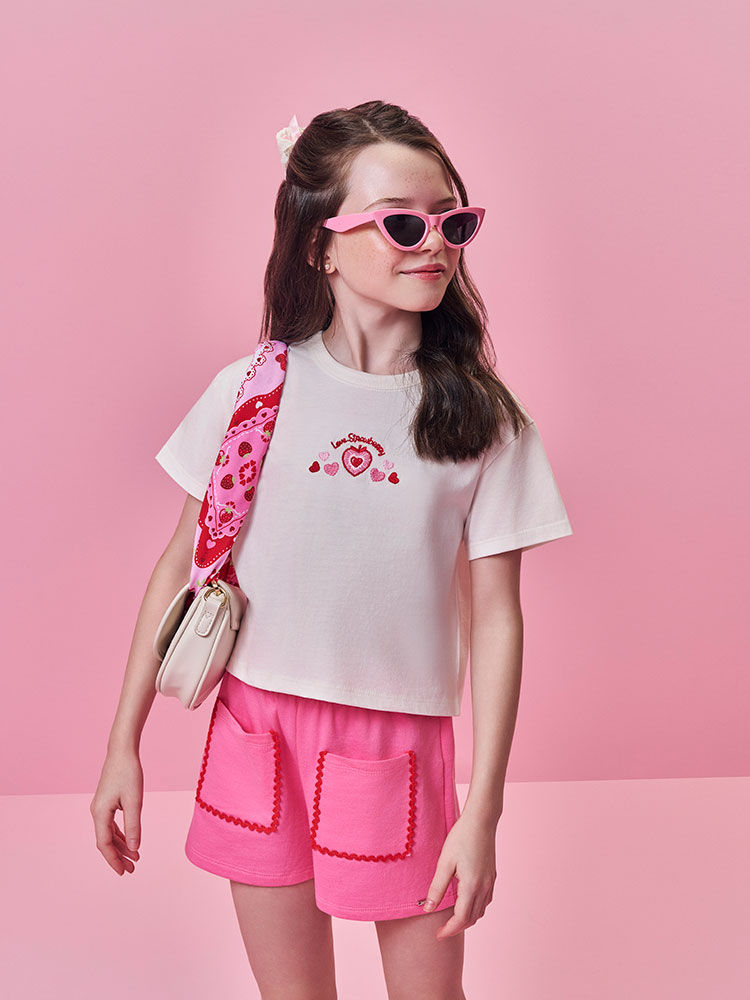 Conjunto Infantil Menina Blusa Boxy e Short Rosa com Morango Bordado