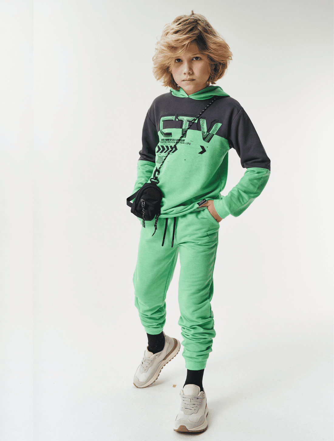 Conjunto Blusão Com Recorte E Calça Verde CTV