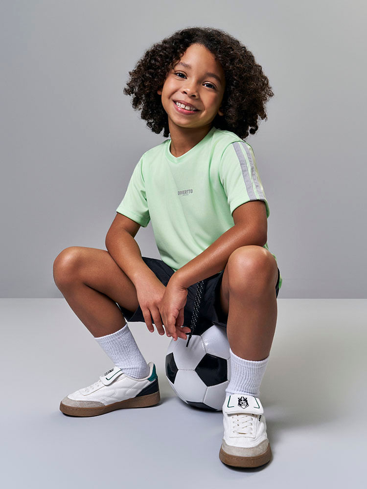 Bermuda Infantil Sportwear em Nylon Techno Touch com Cadarço Funcional PRETO