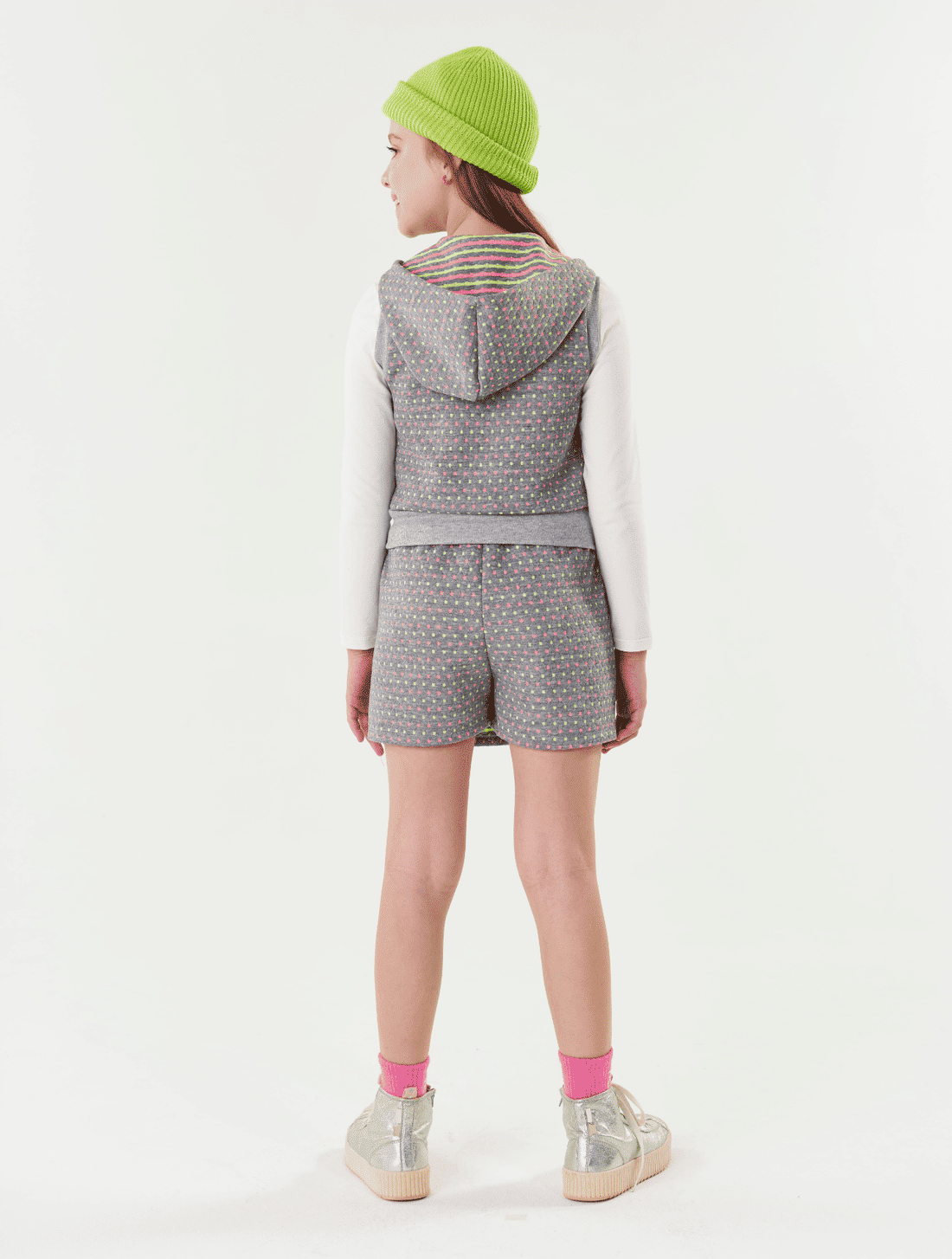 Conjunto Blusa  Short-Saia E Colete Natural E Rosa Neon Abrange