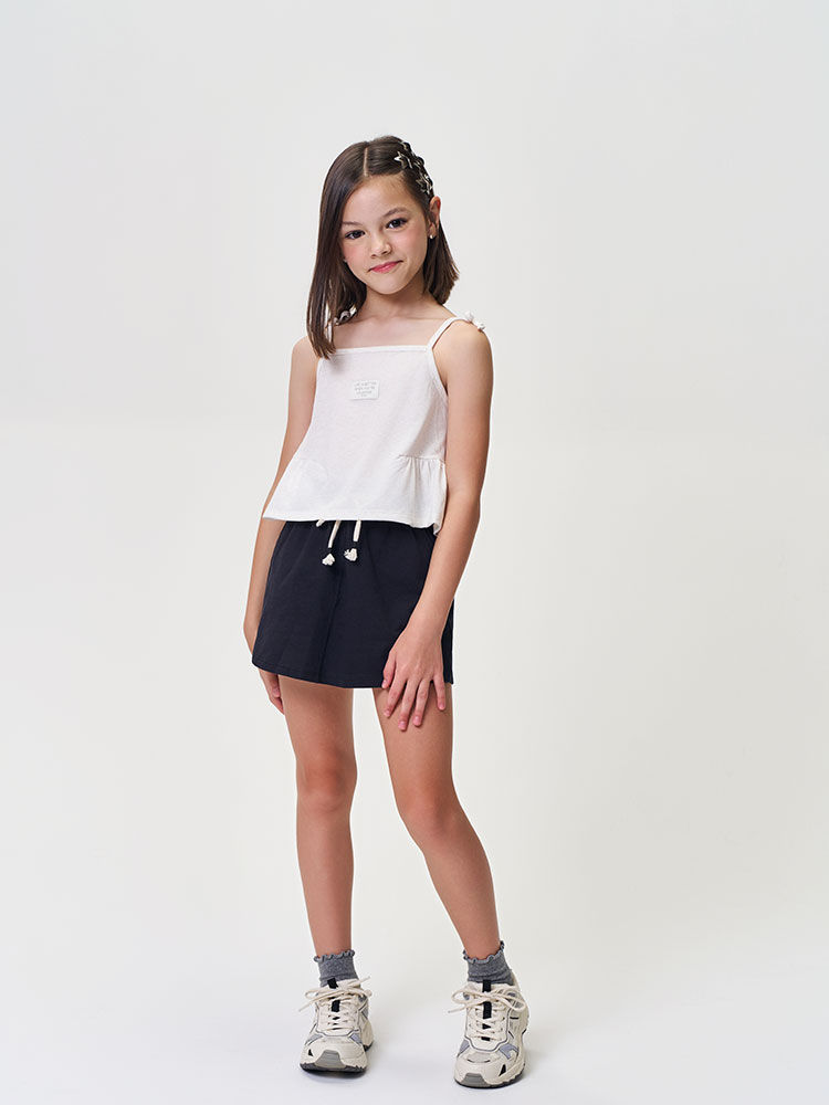 Conjunto Infantil Menina Regata Cropped e Short-Saia com Linho Preto