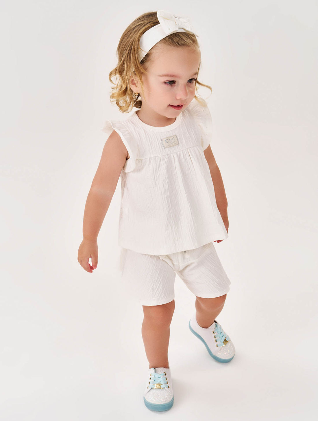 CONJ BLUSA, SHORTS E TIARA LL BRUMA/LL BRUMA/LL