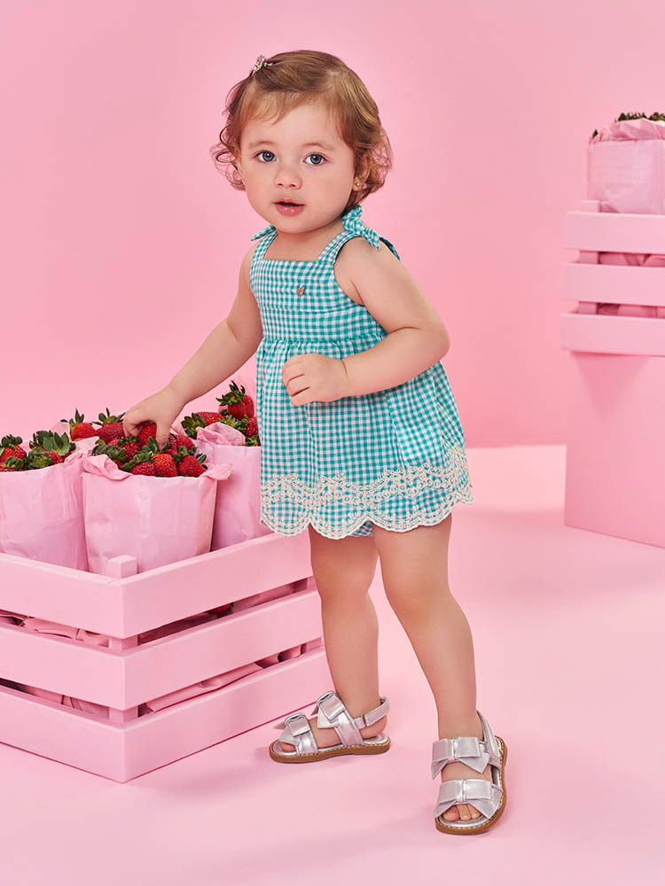 Conjunto Bebê Bata e Short Xadrez Menta