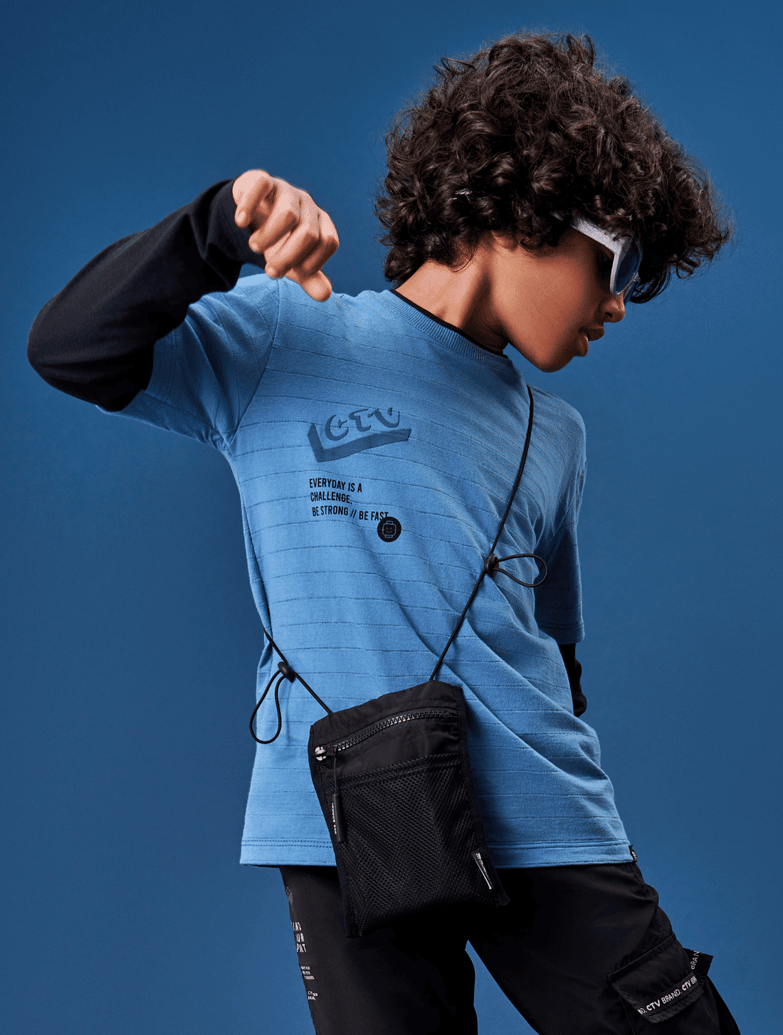 Camiseta Recorte Manga CTV Play Azul E Preto CTV