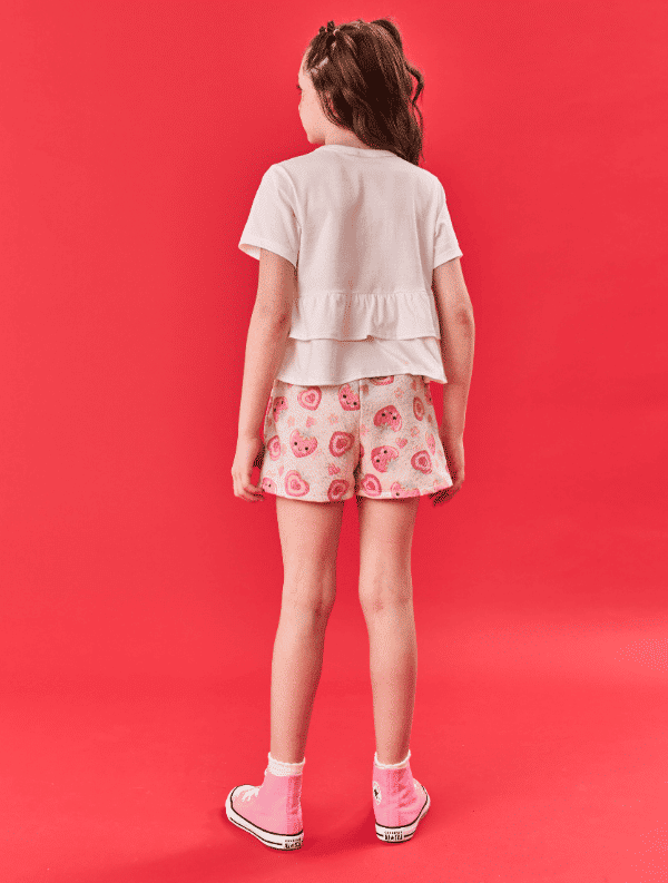 Conjunto Infantil Menina Blusa E Short Strawberry Natural E Vermelho Cinti Conjunto Infantil Menina Blusa E Short Strawberry Natural E Vermelho Cinti