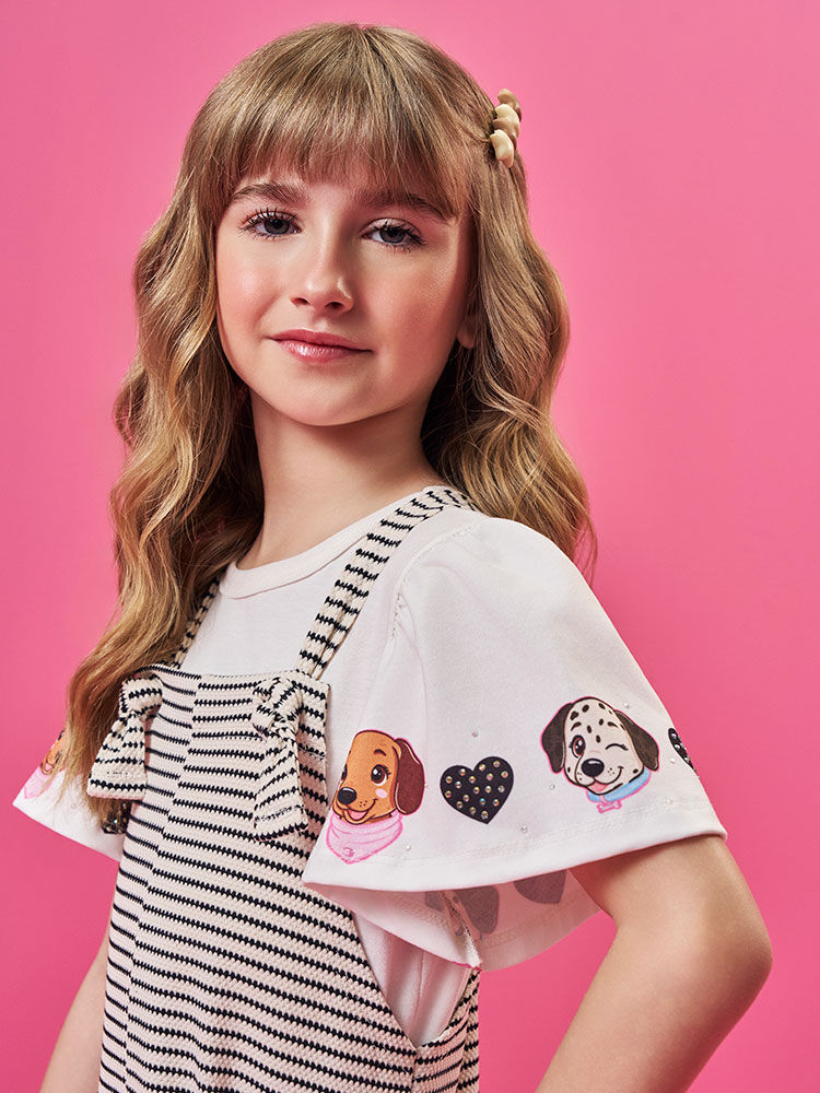 Conjunto Infantil com Blusa Cachorrinhos e Jardineira Listrada – Look Menina Verão com Strass NATURAL/PRETO