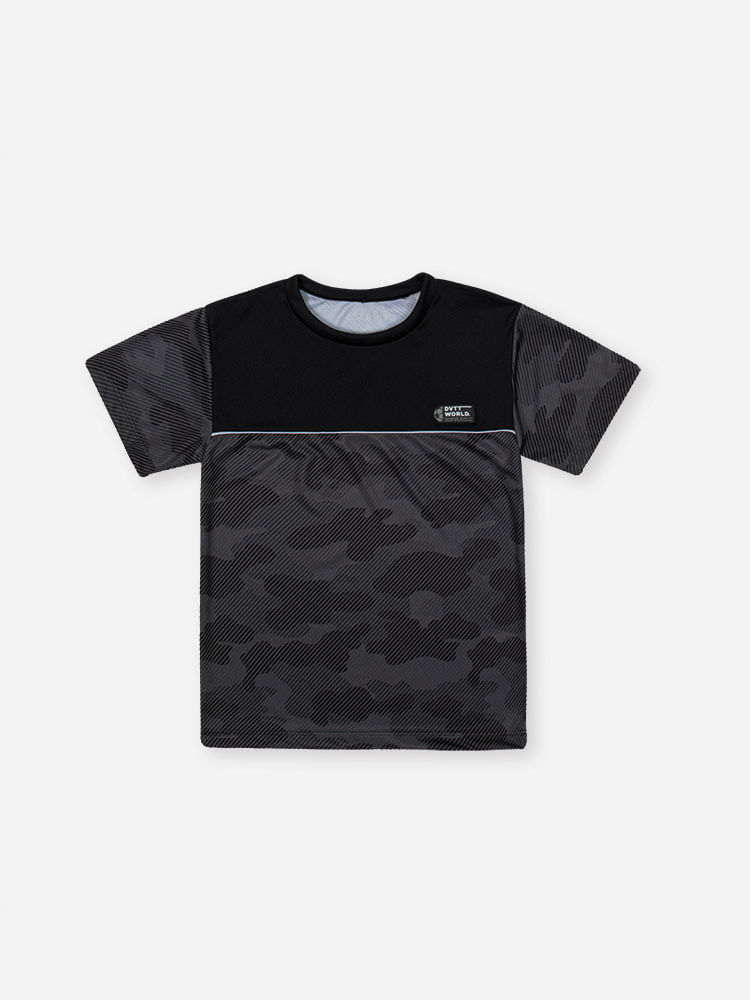 Conjunto Infantil Menino Sportswear Preto com Camiseta Camuflada e Bermuda em Malha Dry Conjunto Infantil Menino Sportswear Preto com Camiseta Camuflada e Bermuda em Malha Dry