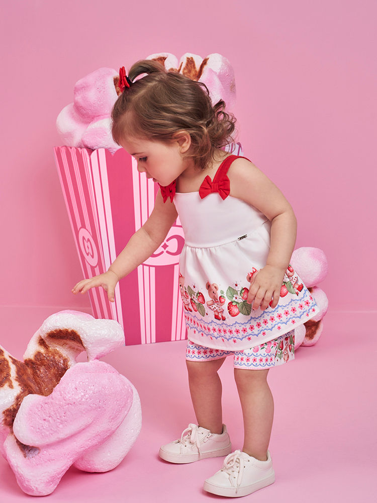 Conjunto Bebê Menina Berry Sweet em Cetim Glow – Bata com Shorts Estampado de Morangos Cinti Baby OFF WHITE/RS IOGURTE