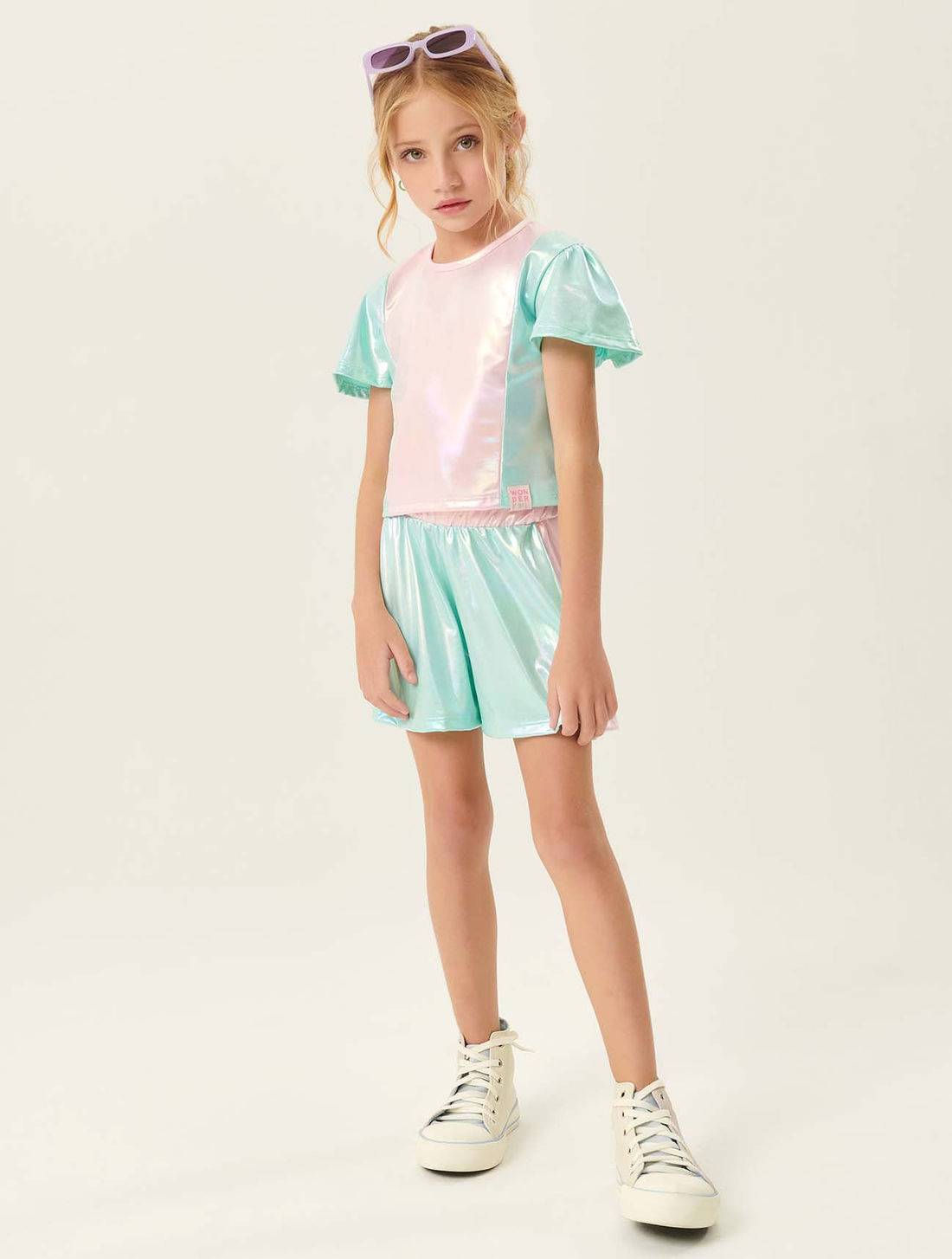 Conjunto Blusa E Shorts Holográfico Rosa E Azul CTV Conjunto Blusa E Shorts Holográfico Rosa E Azul CTV