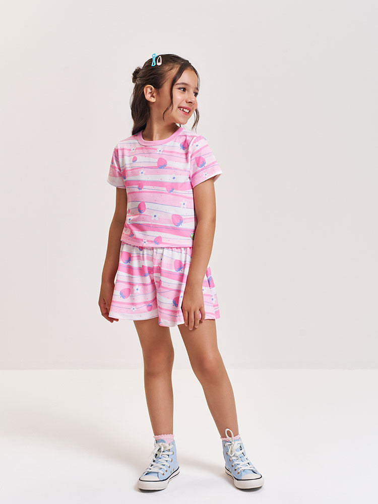 Conjunto Infantil com Regata Cropped em Tricoline e Shorts em Sarja – Look Menina Verão com Morangos RS IOGURTE/VM MARTE