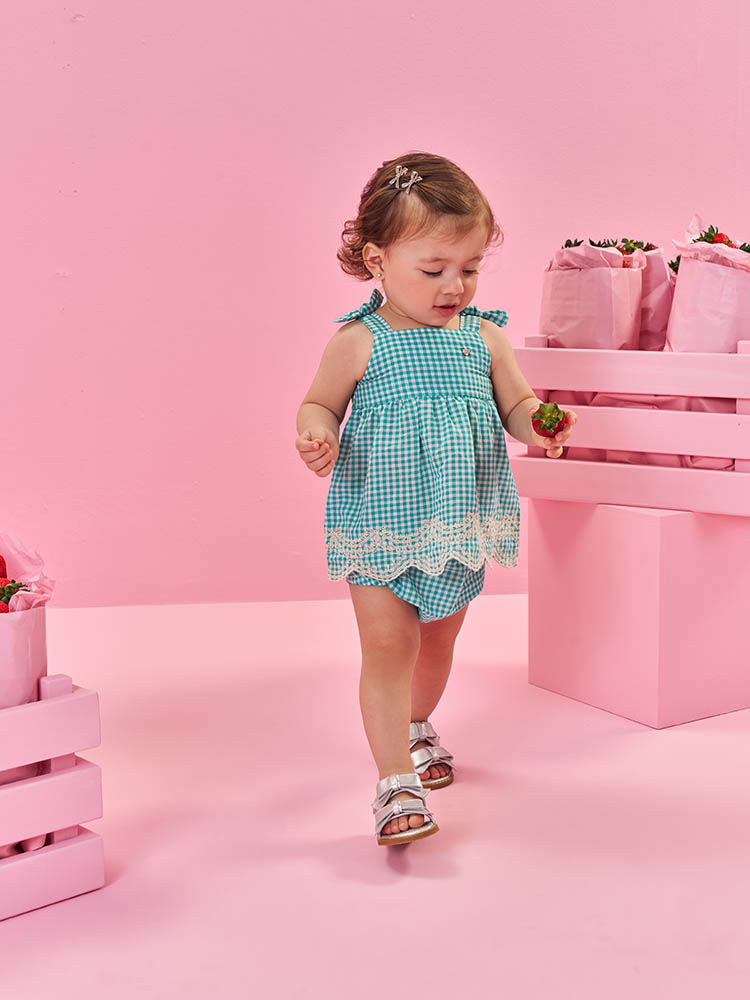 Conjunto Bebê Bata e Short Xadrez Menta