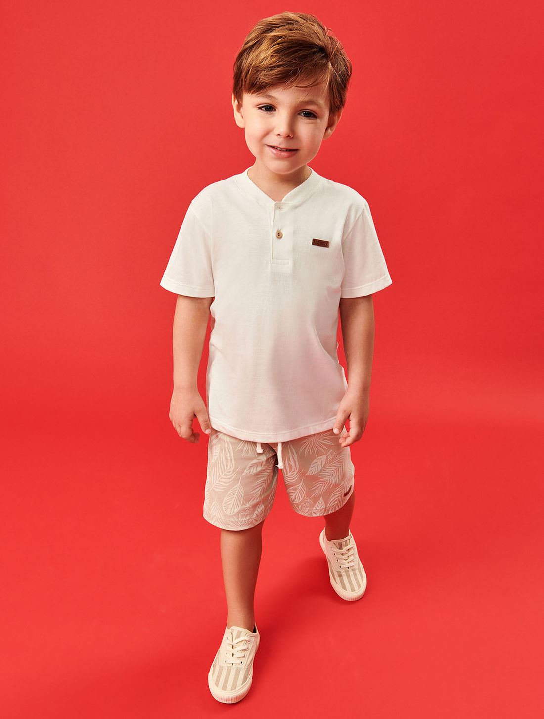 Conjunto Camiseta Estampa Costas E Bermuda Natural E Marrom Abrange Conjunto Camiseta Estampa Costas E Bermuda Natural E Marrom Abrange