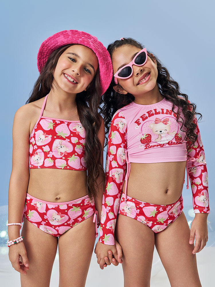 Biquíni Infantil em Malha UV com Estampa de Ursinha e Morangos – Moda Praia Menina Verão com Strass ROSA IOGURTE