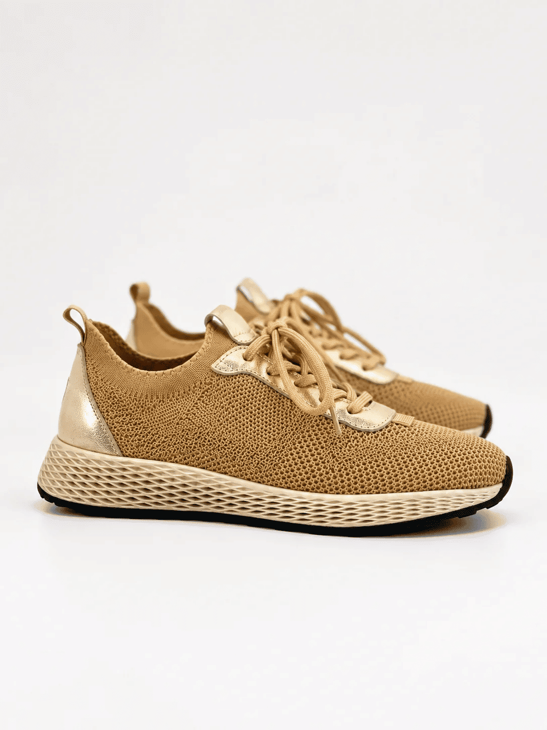 Ayla - Tênis Feminino Casual Knit Dourado Ultraleve Ayla - Tênis Feminino Casual Knit Dourado Ultraleve