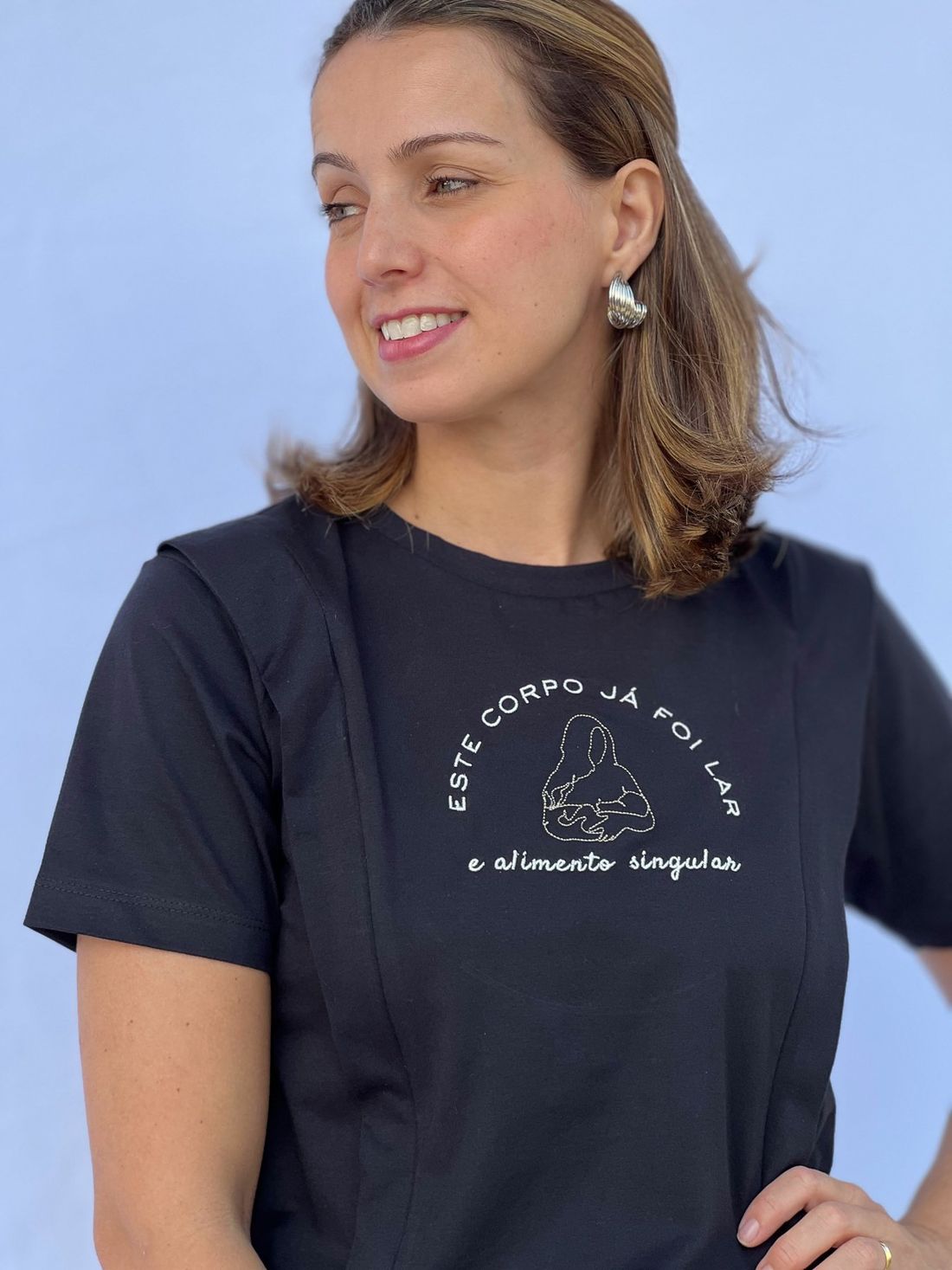 Camiseta de amamentação preta - Este corpo já foi lar Camiseta de amamentação preta - Este corpo já foi lar