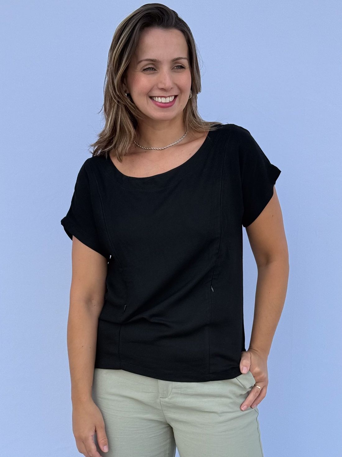 Blusa de amamentação viscolinho Aurora - preta Blusa de amamentação viscolinho Aurora - preta