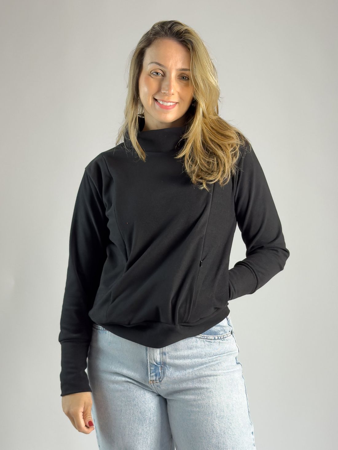Blusa de amamentação Alice - Preta Blusa de amamentação Alice - Preta