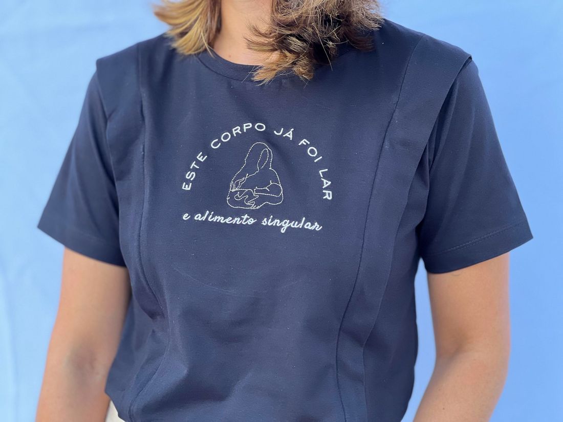 Camiseta de amamentação preta - Este corpo já foi lar Camiseta de amamentação preta - Este corpo já foi lar