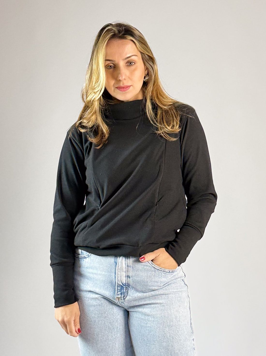 Blusa de amamentação Alice - Preta Blusa de amamentação Alice - Preta