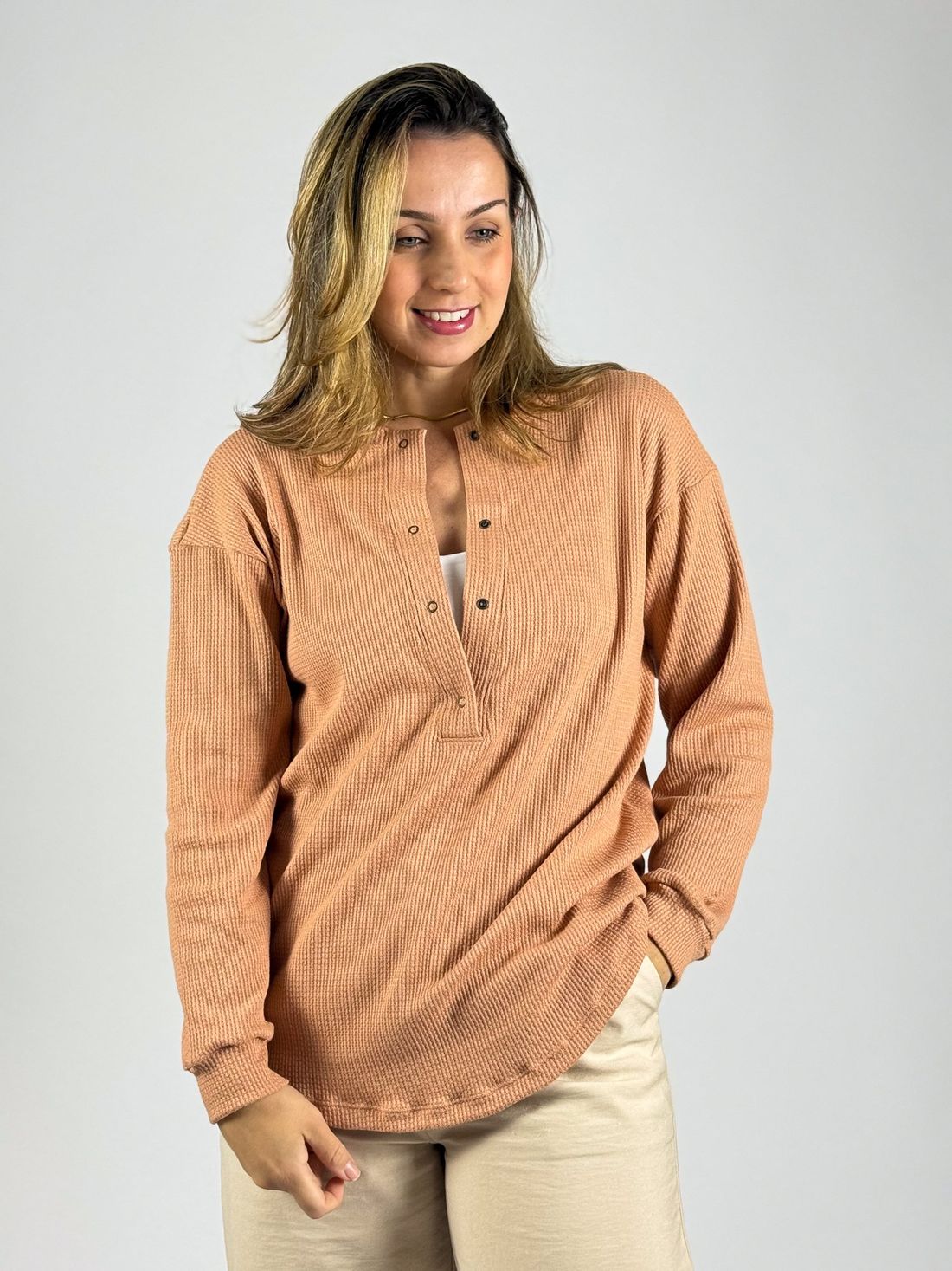 Blusa de amamentação Catarina - Rosa Pêssego Blusa de amamentação Catarina - Rosa Pêssego