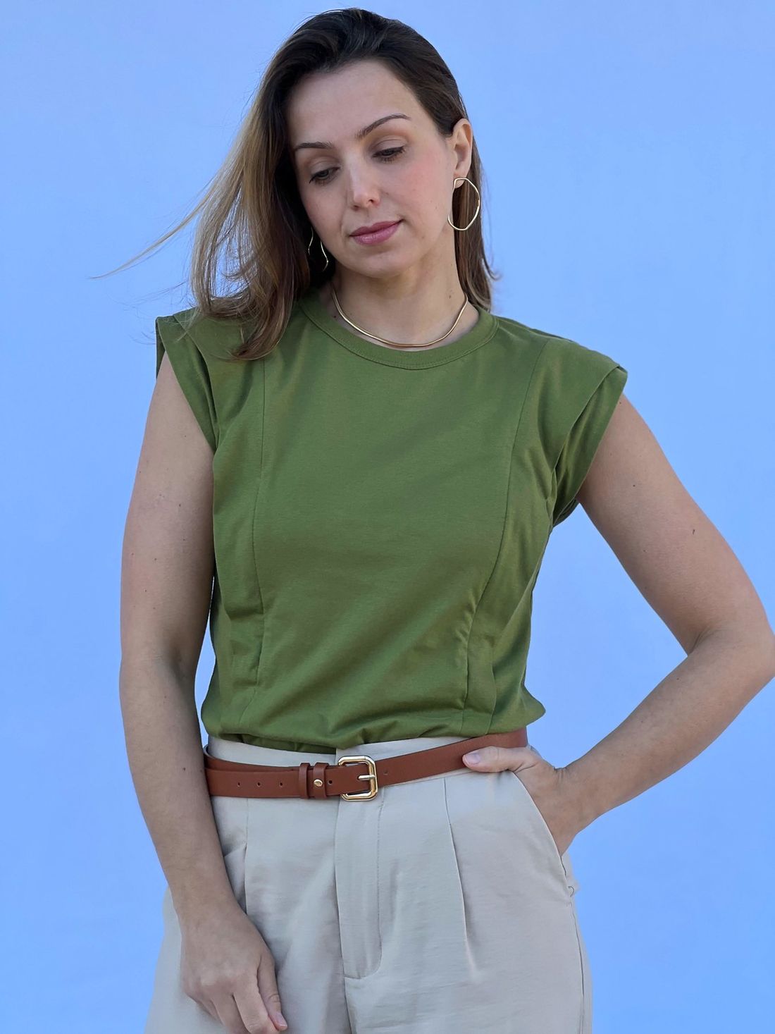 Regata Muscle Tee de amamentação - Verde musgo Regata Muscle Tee de amamentação - Verde musgo