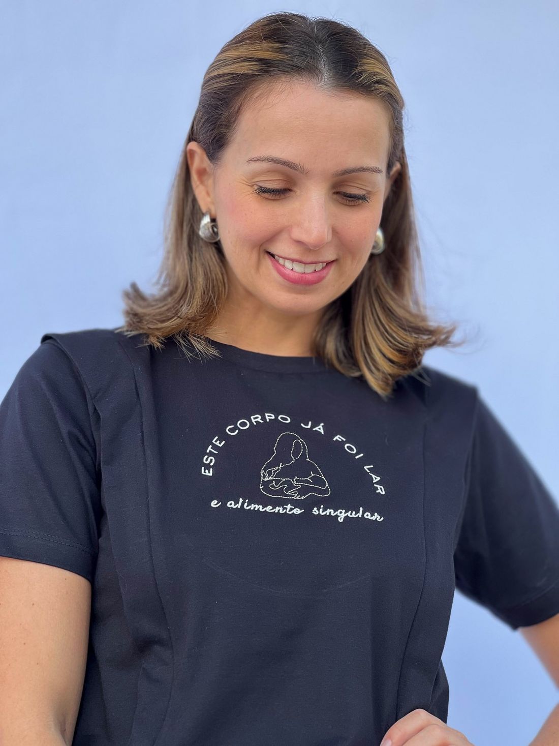 Camiseta - Este corpo já foi lar (não possui abertura para amamentação) Camiseta - Este corpo já foi lar (não possui abertura para amamentação)