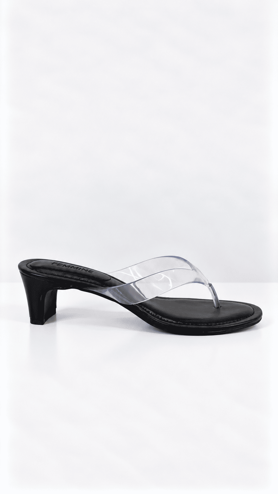 Tamanco Salto Kitten Heels Isis Tira Vinil Preto Tamanco Salto Kitten Heels Isis Tira Vinil Preto