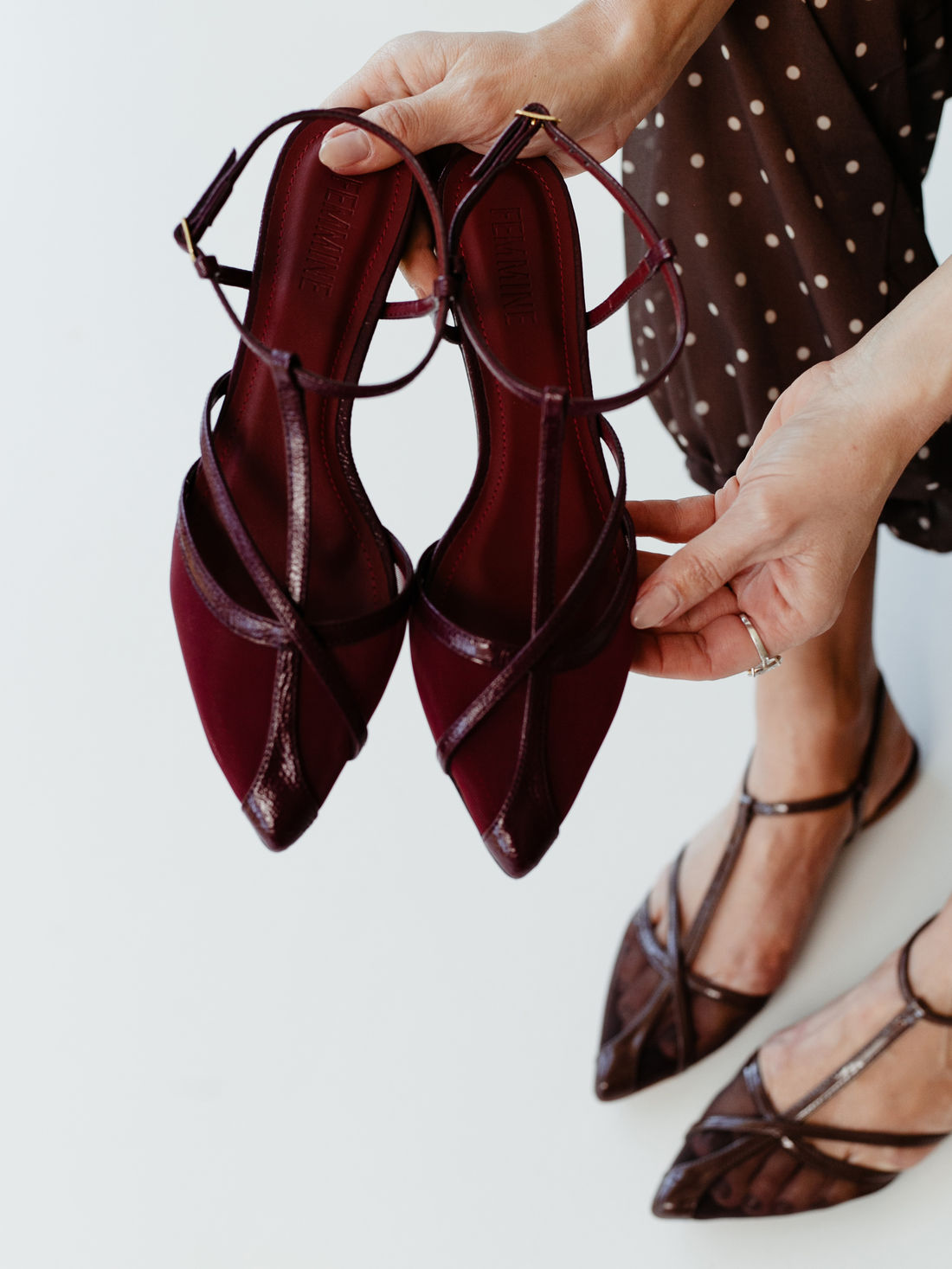 Sapatilha Slingback em Tela Rihanna Marsala Sapatilha Slingback em Tela Rihanna Marsala