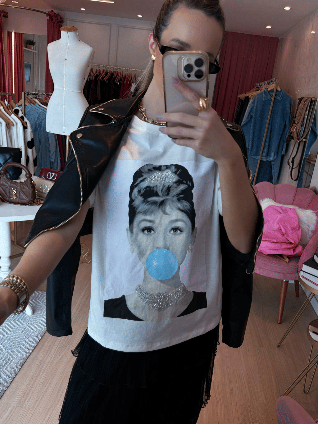 Camiseta Mulher Brilho Camiseta Mulher Brilho