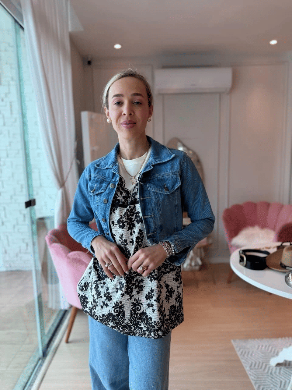 Jaqueta Curta Cassi Jeans Jaqueta Curta Cassi Jeans