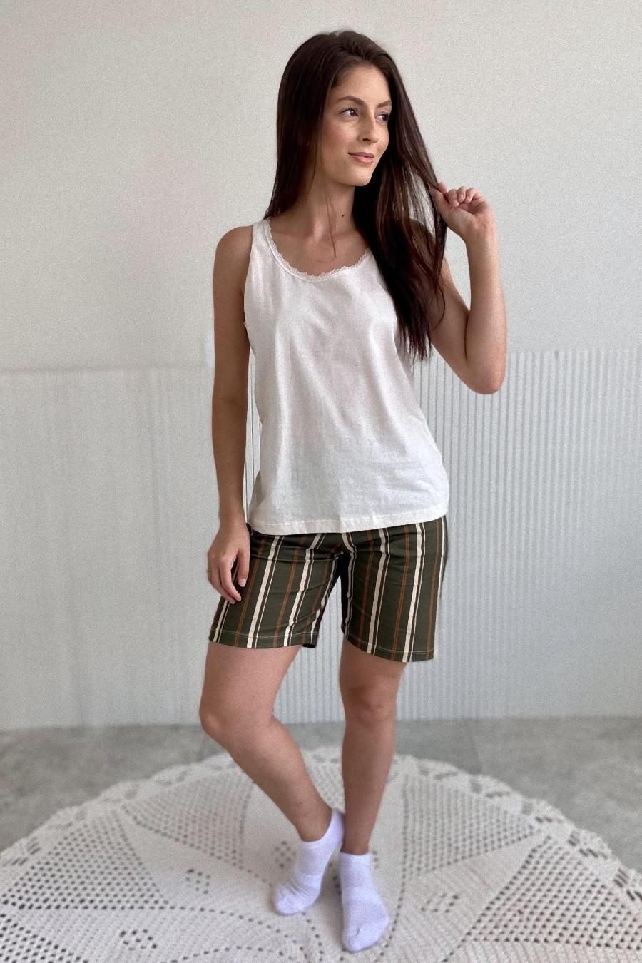  Pijama Regata com Detalhes em Renda e Bermudao Familia Listrada em Algodão
