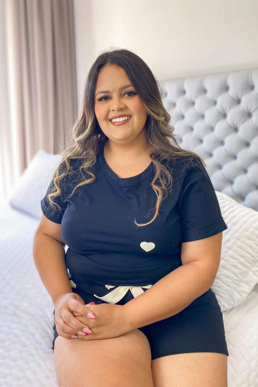 Pijama Feminino Plus Size em Algodão Detalhe Coração 