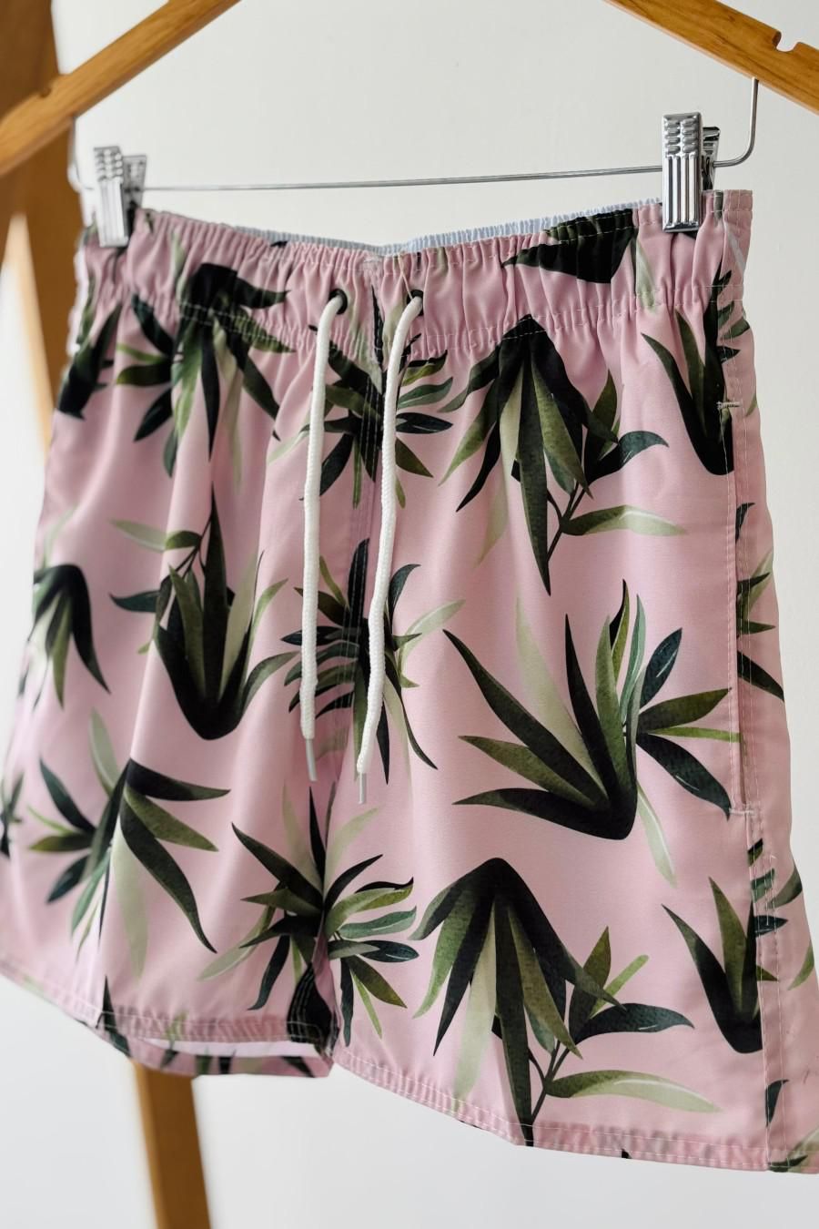 Shorts em Tactel