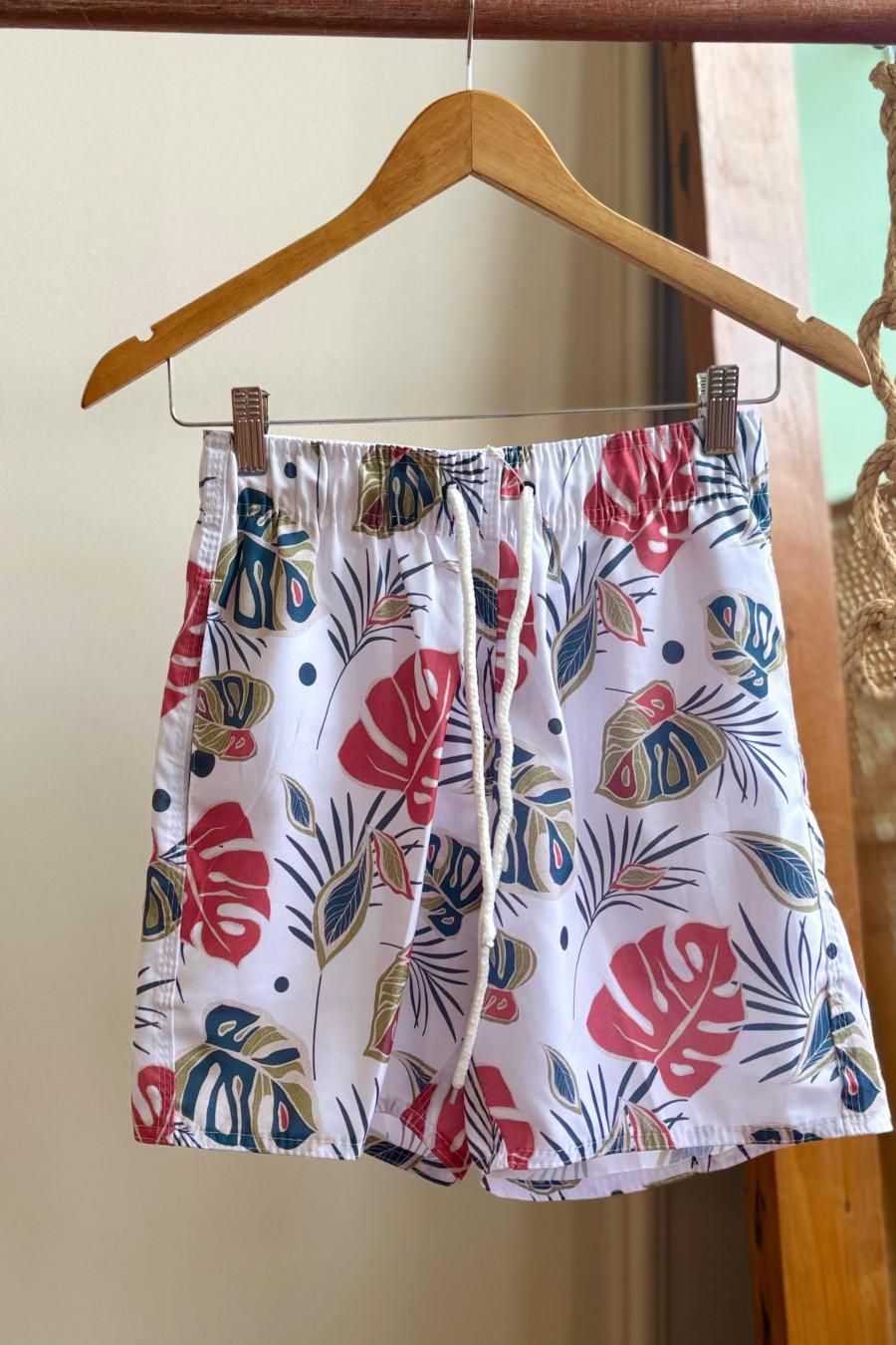 Shorts em Tactel