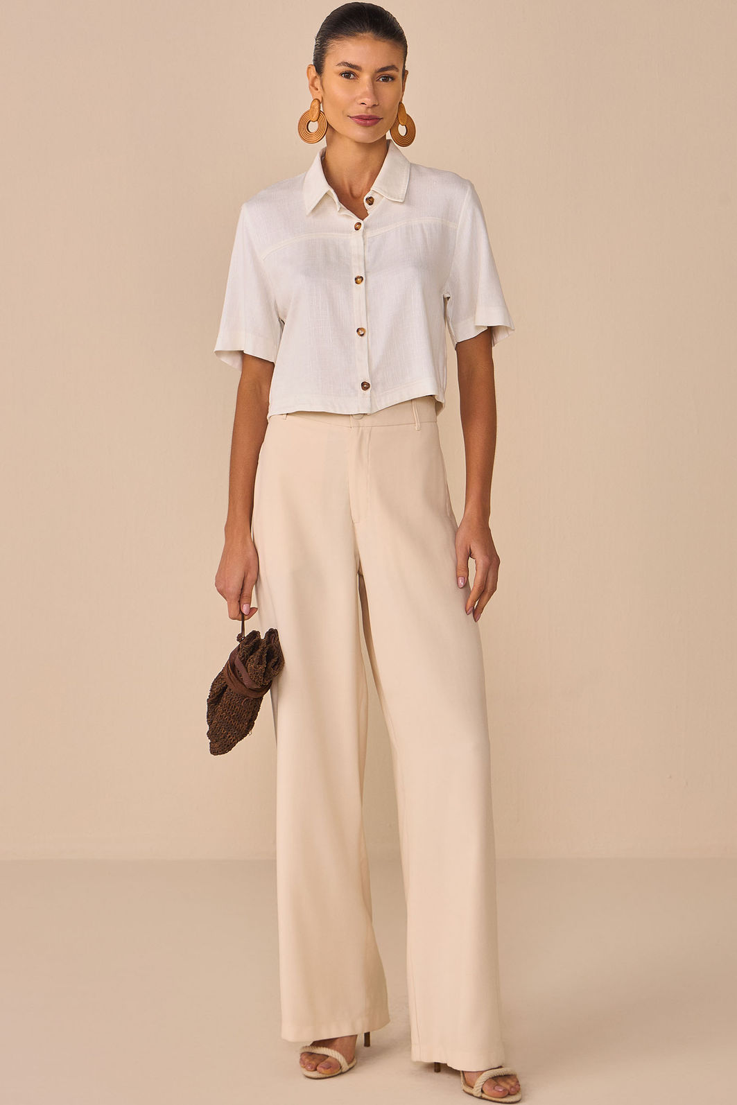 Camisa em blend de linho 98730 Linzzi Camisa em blend de linho 98730 Linzzi