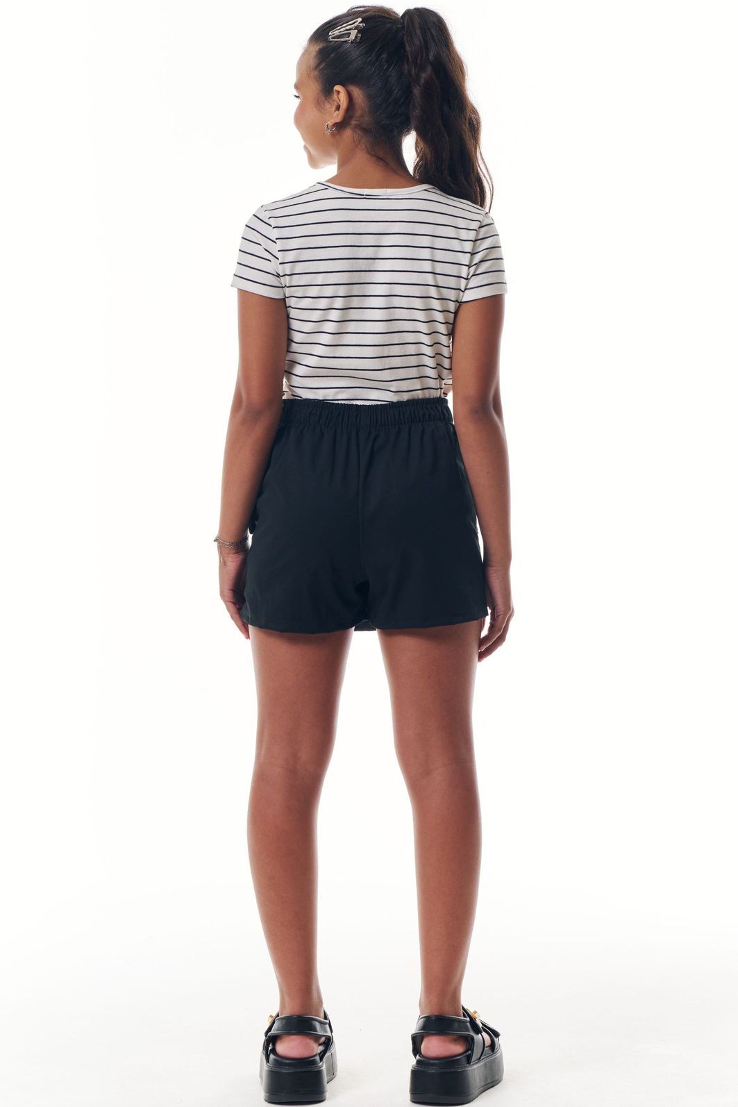 Conjunto de blusa em cotton fio tinto e short saia em alfaiataria tecno cargo 95963 Vic Teen Menina Conjunto de blusa em cotton fio tinto e short saia em alfaiataria tecno cargo 95963 Vic Teen Menina