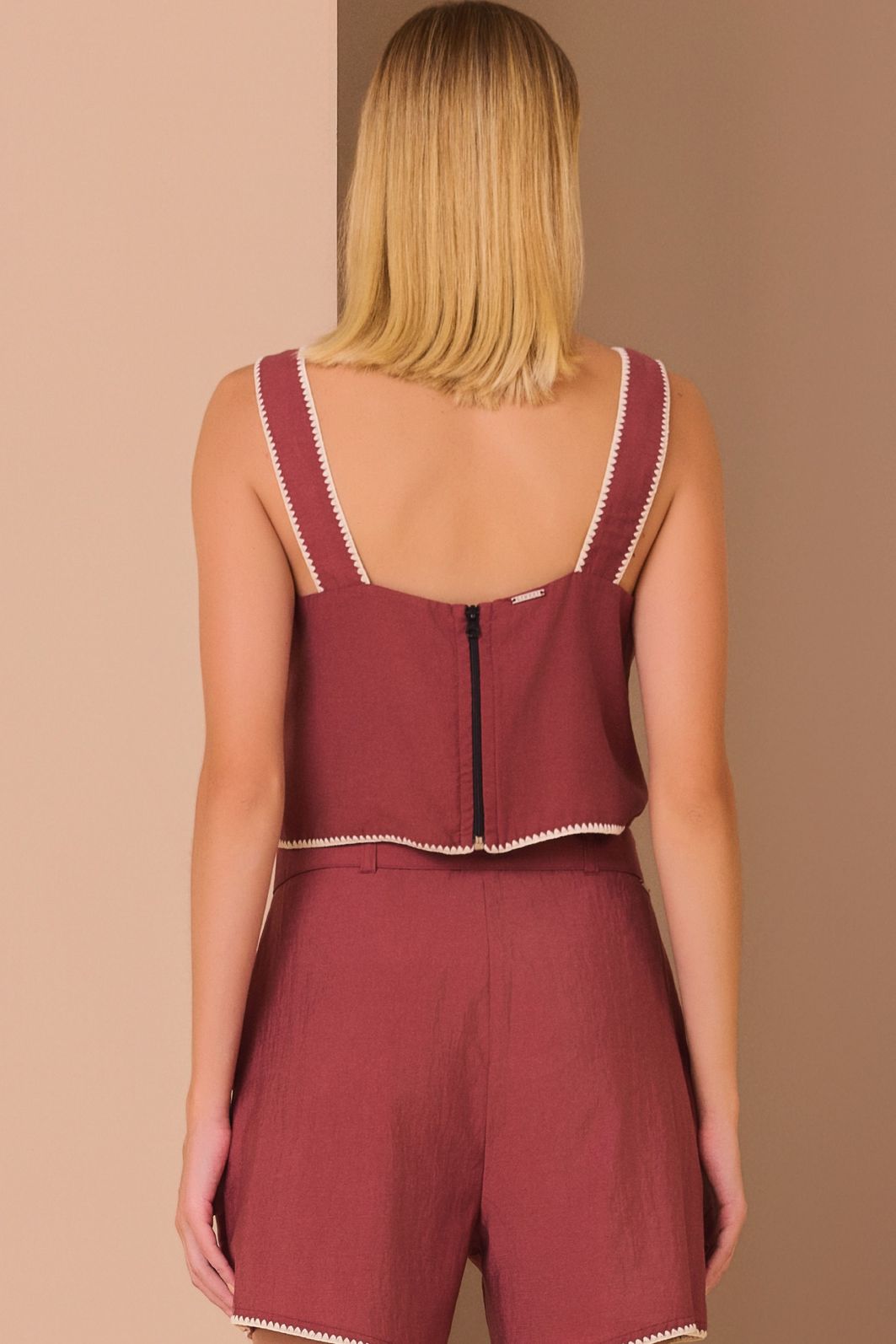 Blusa em crepe de viscose rayon 98633 Linzzi Blusa em crepe de viscose rayon 98633 Linzzi