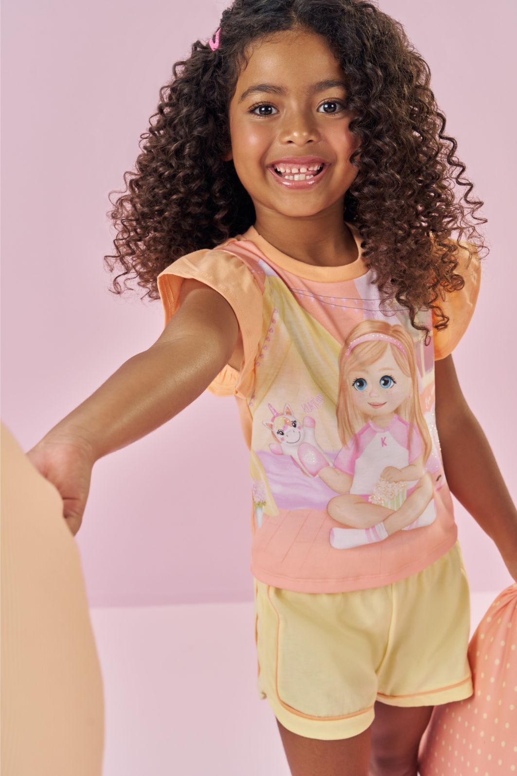 Conjunto de pijama de blusa em flamê e shorts em meia malha 88747 Kukiê Infantil Menina Conjunto de pijama de blusa em flamê e shorts em meia malha 88747 Kukiê Infantil Menina