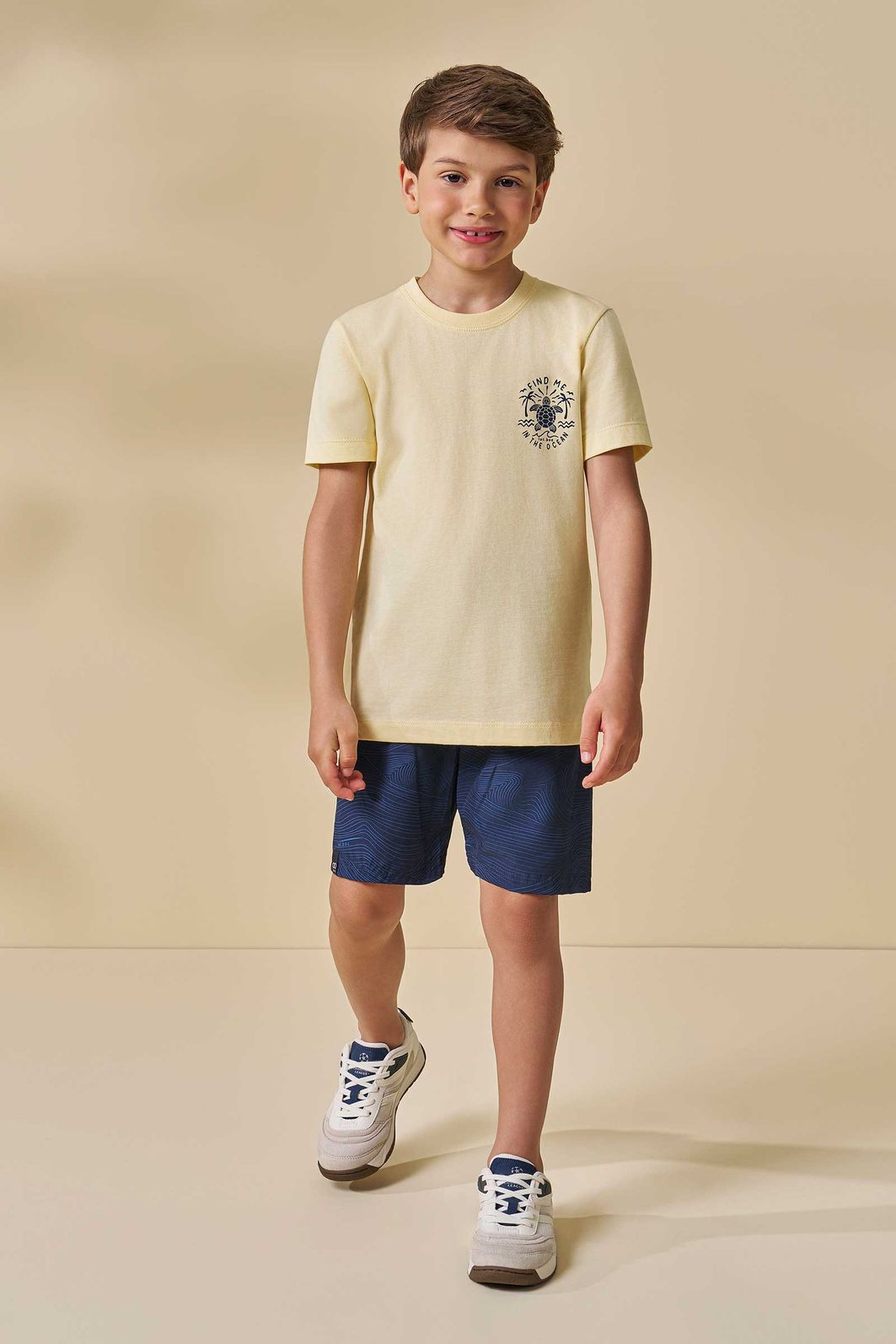 Conjunto de camiseta em meia malha e bermuda em nylon ergonomic com elastano 97860 LucBoo Infantil Menino Conjunto de camiseta em meia malha e bermuda em nylon ergonomic com elastano 97860 LucBoo Infantil Menino